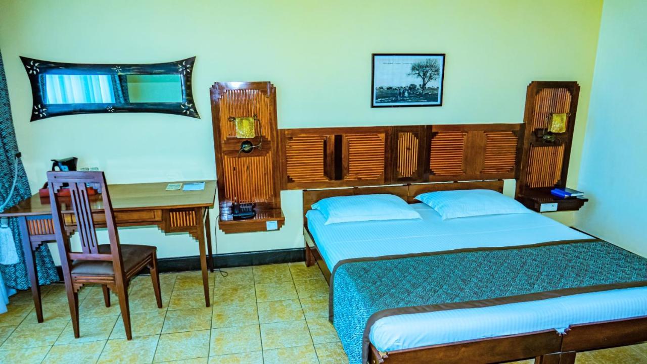 Le Grand Hotel Diego Antsiranana Exterior photo